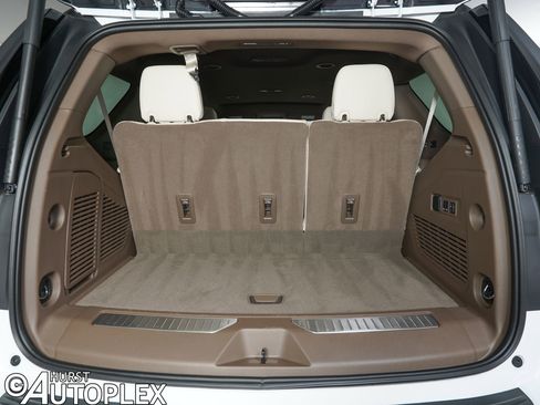 Used 2026 GMC Yukon Denali image 12