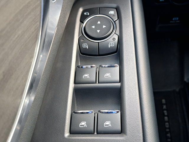 Used 2025 Ford Expedition Max Platinum AWD/4WD image 9