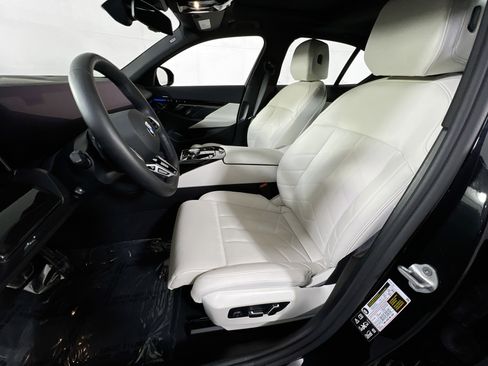 Used 2025 BMW 530i xDrive 530i xDrive w/ M Sport Package image 22