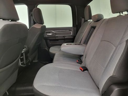 Used 2021 RAM 2500 Big Horn w/ Level 1 Equipment Group AWD/4WD image 44