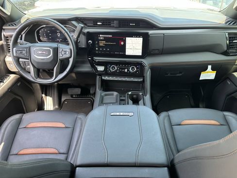 Used 2026 GMC Sierra 2500 AT4 w/ AT4 Premium Plus Package AWD/4WD image 9