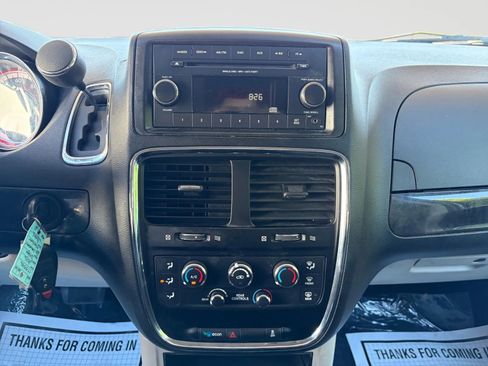 Used 2016 Dodge Grand Caravan SE w/ Quick Order Package 29E SE FWD image 25