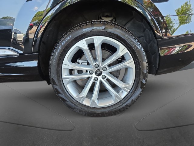 Used 2025 Audi Q7 3.0T Premium Plus AWD/4WD image 30