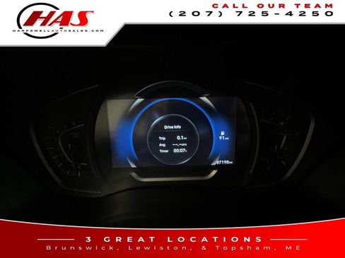 Used 2019 Hyundai Santa Fe Limited AWD/4WD image 16