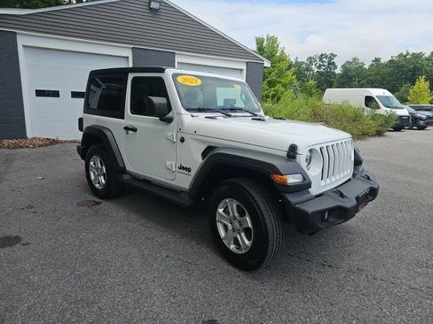 Used 2023 Jeep Wrangler Sport AWD/4WD image 11