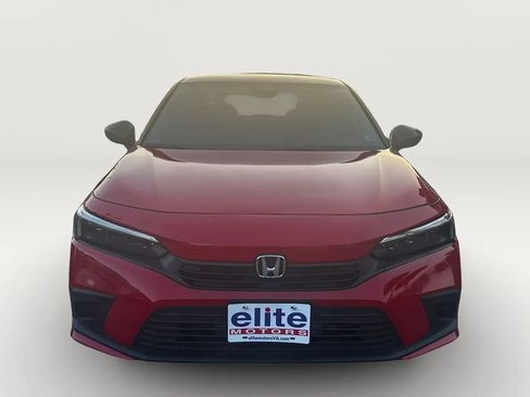 Used 2024 Honda Civic Sport image 4