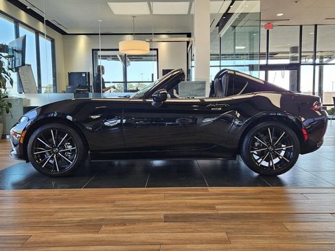 New 2025 MAZDA MX-5 Miata RF Grand Touring image 2