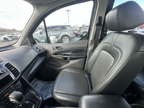 Used 2022 Ford Transit Connect XL FWD image 11