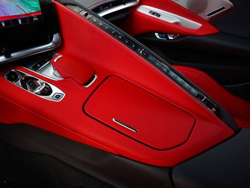 Used 2023 Chevrolet Corvette Stingray Preferred Cpe w/ Battery Protection Package RWD image 5