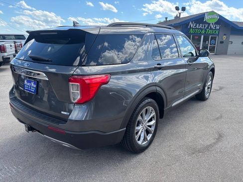 Used 2020 Ford Explorer XLT w/ Equipment Group 202A AWD/4WD image 5