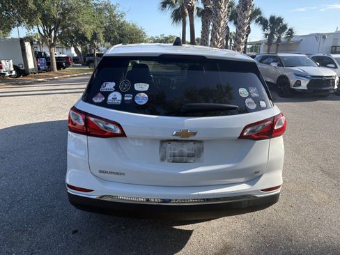 Used 2018 Chevrolet Equinox LT FWD image 5