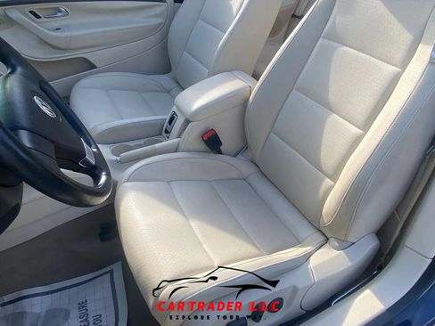 Used 2009 Volkswagen Eos Komfort FWD image 5