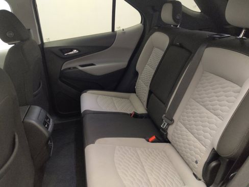 Used 2020 Chevrolet Equinox LT FWD image 18