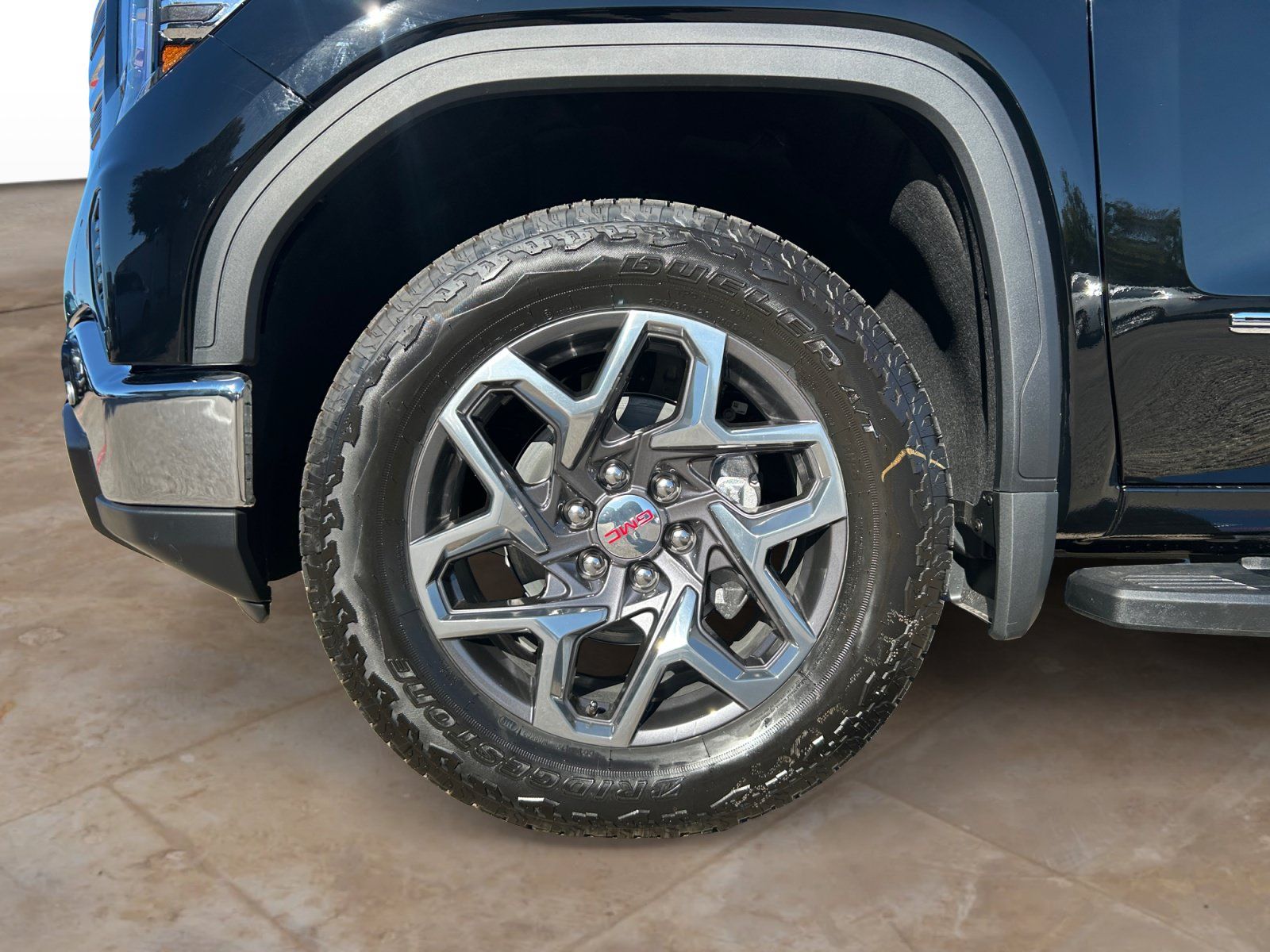 Used 2026 GMC Sierra 1500 SLT AWD/4WD image 29