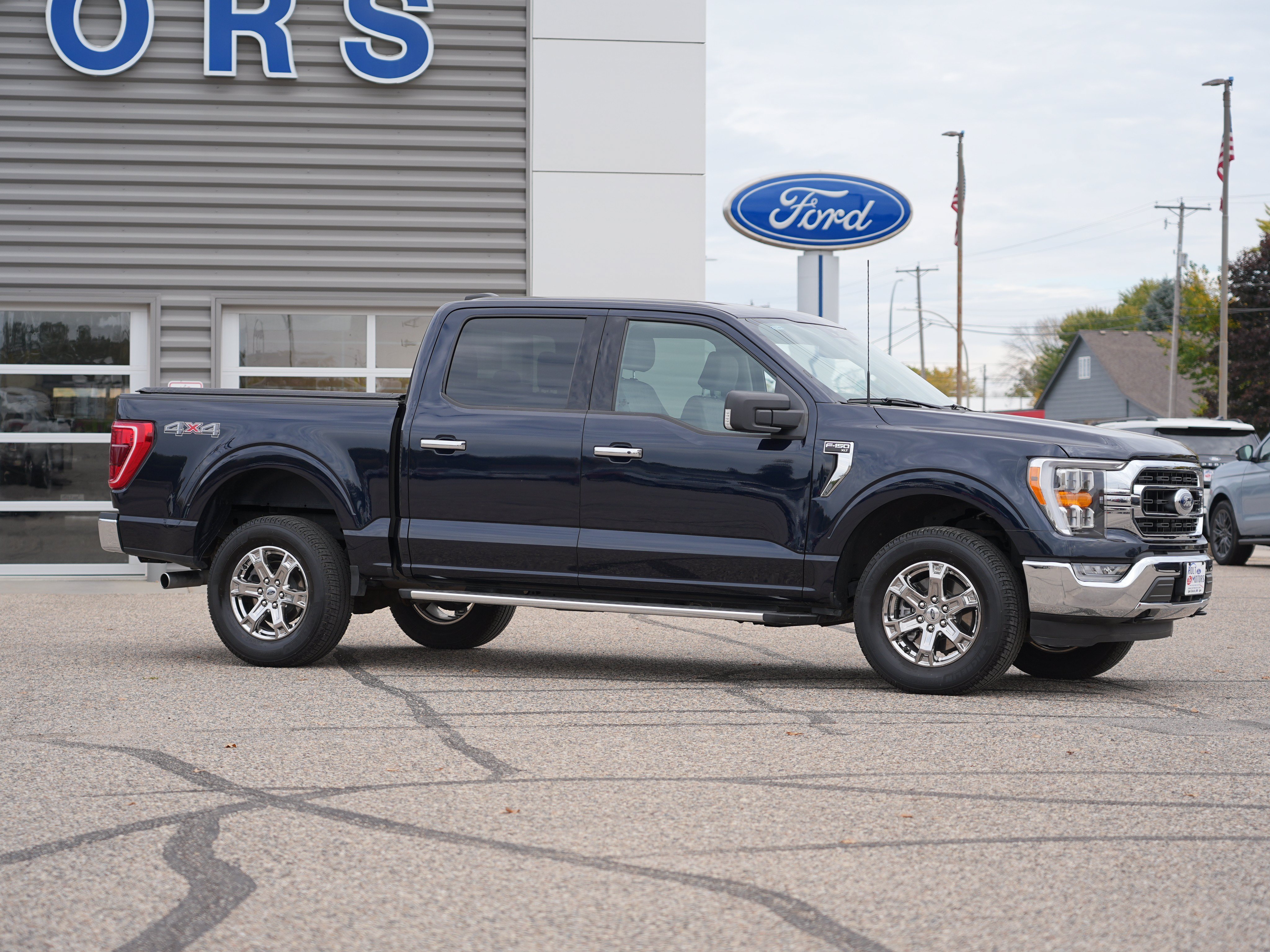 Used 2023 Ford F150 XLT w/ Equipment Group 302A High AWD/4WD image 2