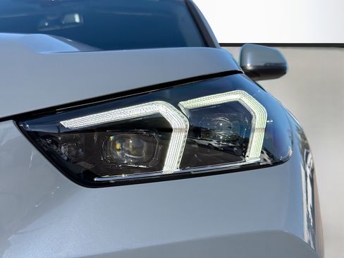 New 2026 BMW X1 xDrive28i w/ Technology Package image 9