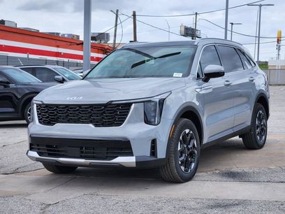 New 2026 Kia Sorento S w/ S Panoramic Sunroof Package