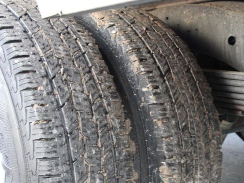 Used 2024 Chevrolet Express 3500 w/ Power Convenience Package image 29