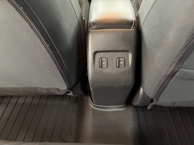 Used 2024 Nissan Kicks SV FWD image 19