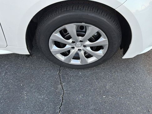 Certified 2025 Toyota Corolla LE FWD image 37