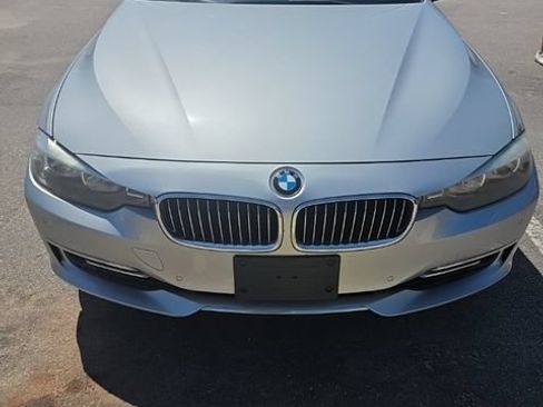Used 2013 BMW 328i Sedan RWD image 1