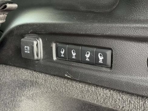 Used 2022 Jeep Grand Cherokee L Overland AWD/4WD image 10