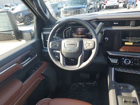 New 2026 GMC Sierra 3500 Denali Ultimate AWD/4WD image 14
