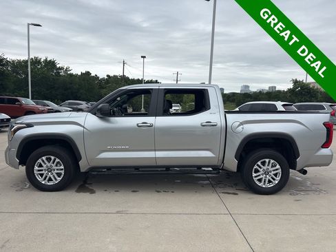 Used 2025 Toyota Tundra SR5 w/ SR5 Premium Package AWD/4WD image 8