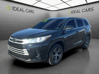 Used 2019 Toyota Highlander LE
