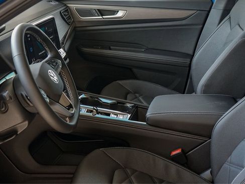 New 2026 Volkswagen Atlas Cross Sport SE FWD image 10