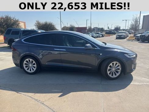 Used 2020 Tesla Model X Long Range image 2