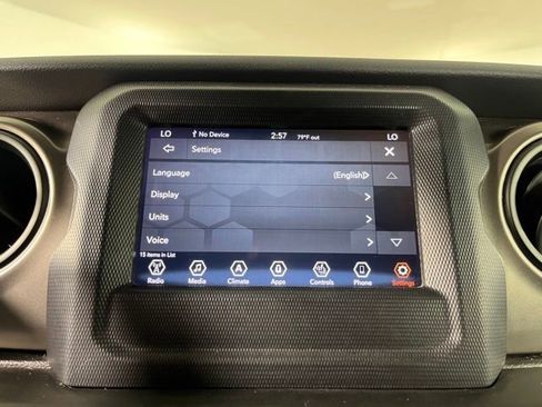 Used 2020 Jeep Wrangler Sport AWD/4WD image 31