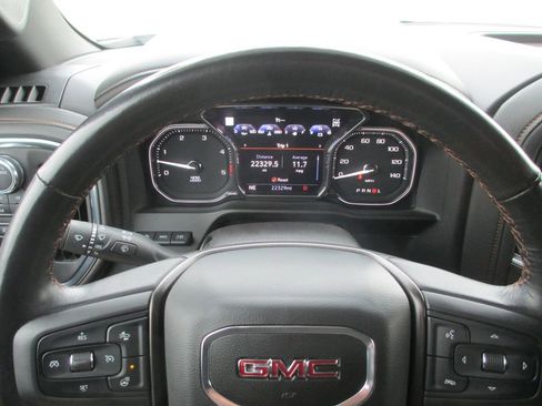 Used 2022 GMC Sierra 2500 AT4 w/ AT4 Premium Plus Package image 32