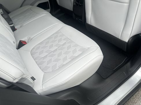 New 2026 Jeep Cherokee Overland AWD/4WD image 26