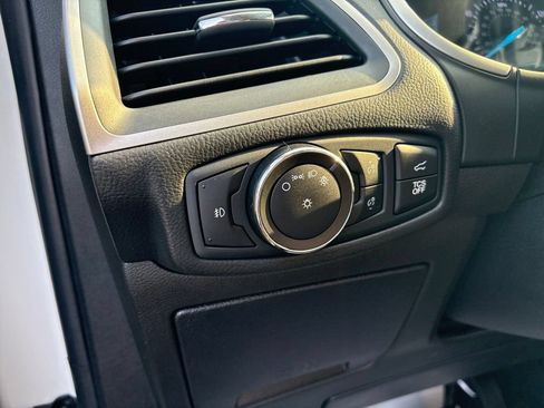 Used 2021 Ford Edge SEL w/ Convenience Package FWD image 18