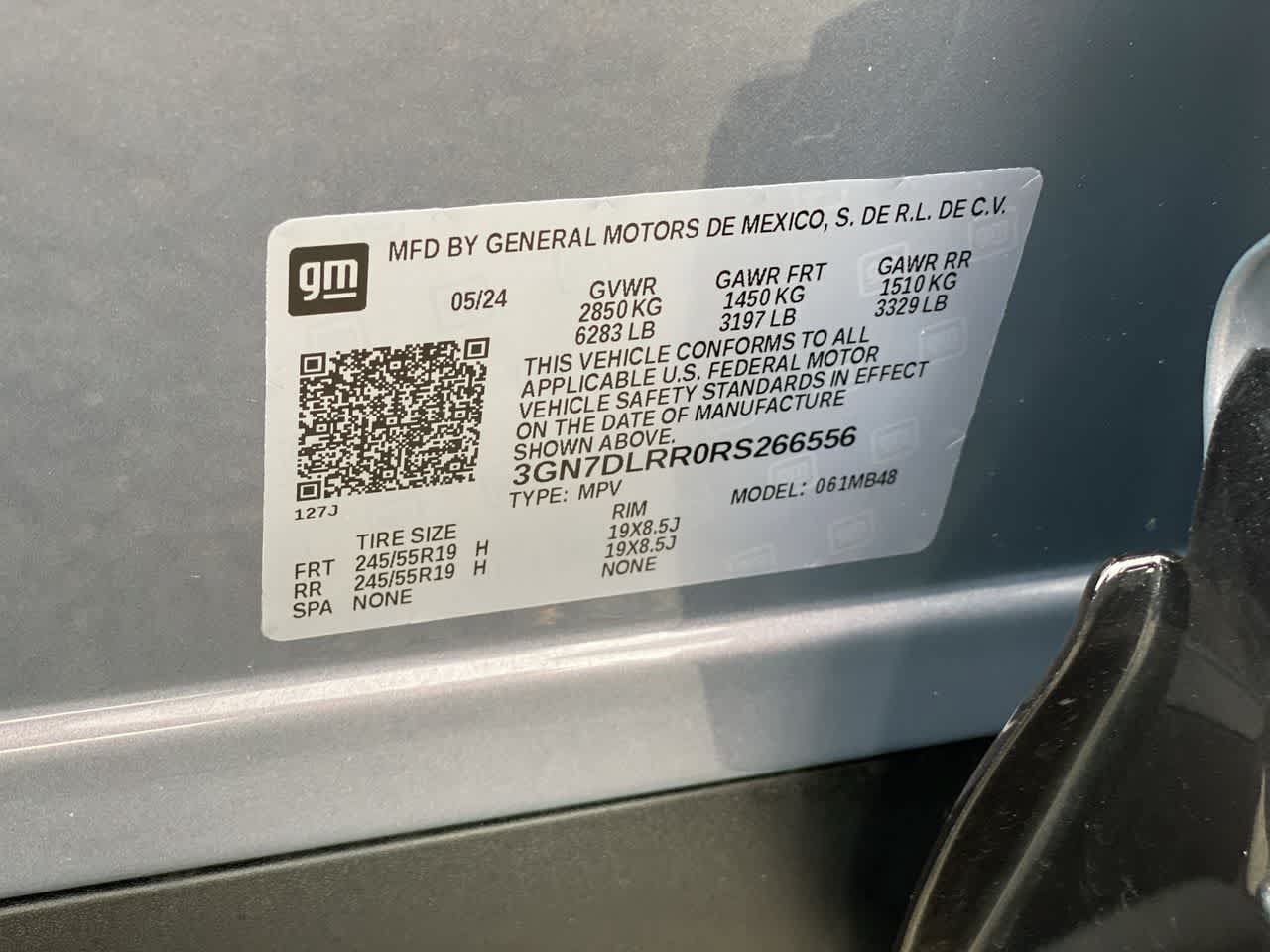 Used 2024 Chevrolet Equinox EV LT AWD/4WD image 28