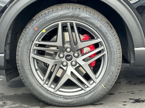 New 2026 Ford Explorer ST-Line w/ ST-Line Street Pack image 35