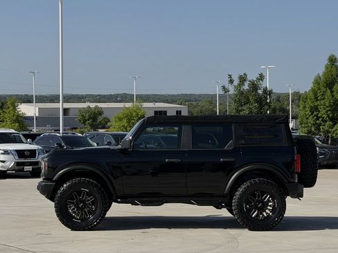 Used 2021 Ford Bronco 4-Door AWD/4WD image 3