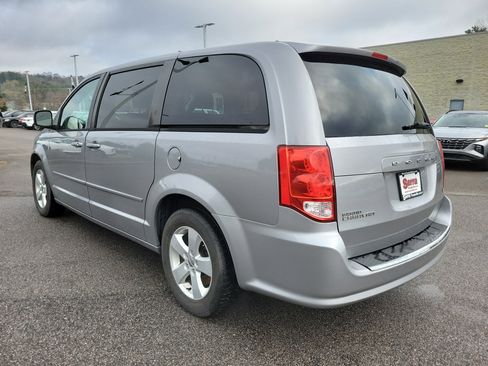 Used 2013 Dodge Grand Caravan SE image 22