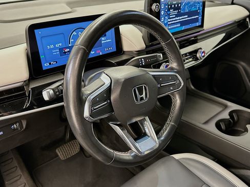 Used 2024 Honda Prologue Touring image 18