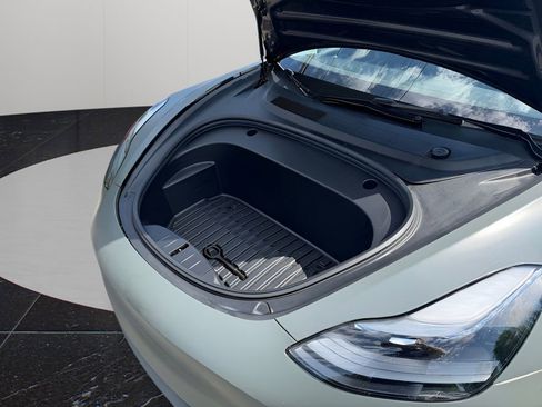 Used 2023 Tesla Model 3 Performance AWD/4WD image 31