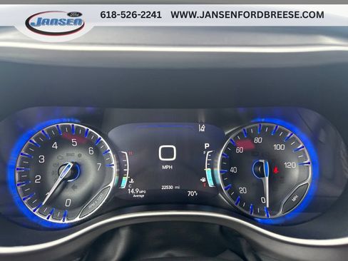 Used 2025 Chrysler Pacifica Select FWD image 19