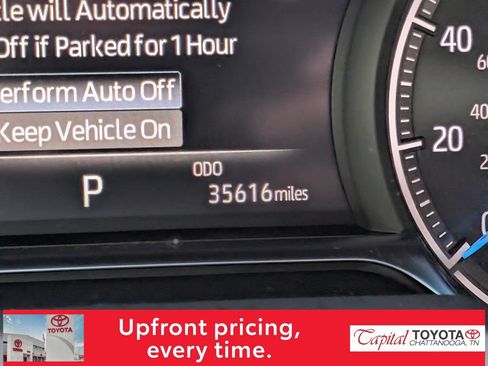 Used 2024 Toyota Venza XLE AWD/4WD image 20