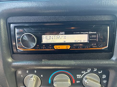 Used 1998 GMC Jimmy SLS w/ Marketing Opt Pkg 2 image 19