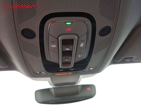 Used 2024 Audi Q5 2.0T Premium w/ Convenience Package image 23