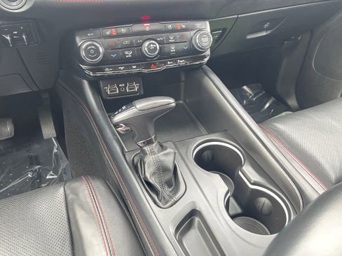 Used 2024 Dodge Durango GT image 11