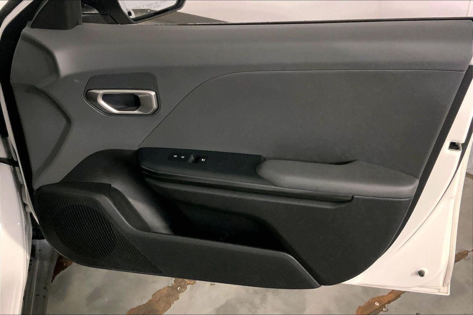 Certified 2025 Kia K4 FWD image 25