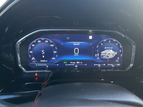 Certified 2022 Chevrolet Silverado 1500 LTZ w/ LTZ Convenience Package II image 41