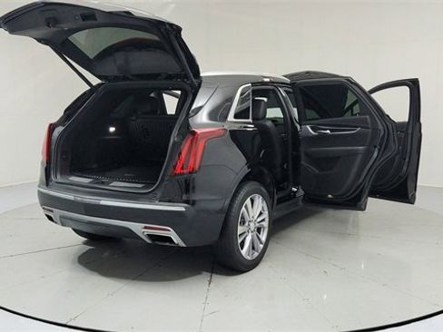 Certified 2024 Cadillac XT5 Premium Luxury w/ LPO, Floor Liner Package image 10
