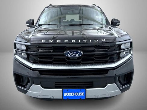 New 2026 Ford Expedition Max Platinum AWD/4WD image 2